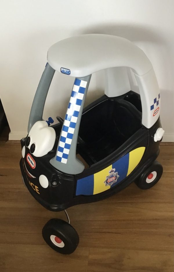 A024: Little Tikes Police Cozy Coupe