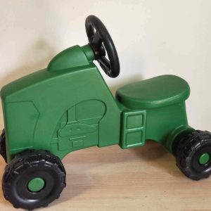 A064: John Deere Green Ride On