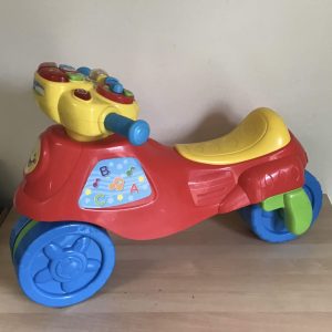 A078: VTech 2 in 1 learn and Zoom Motorbike