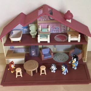 E020: Bluey's House