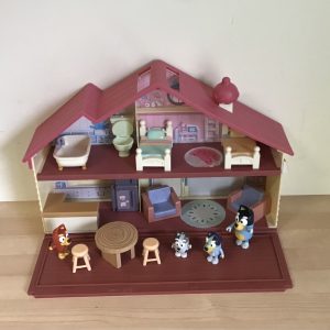 E020: Bluey's House