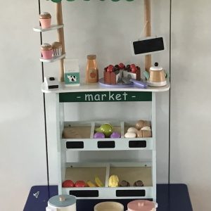 E025:  Market with Cover