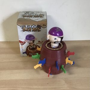G018 : Pop Up Pirate