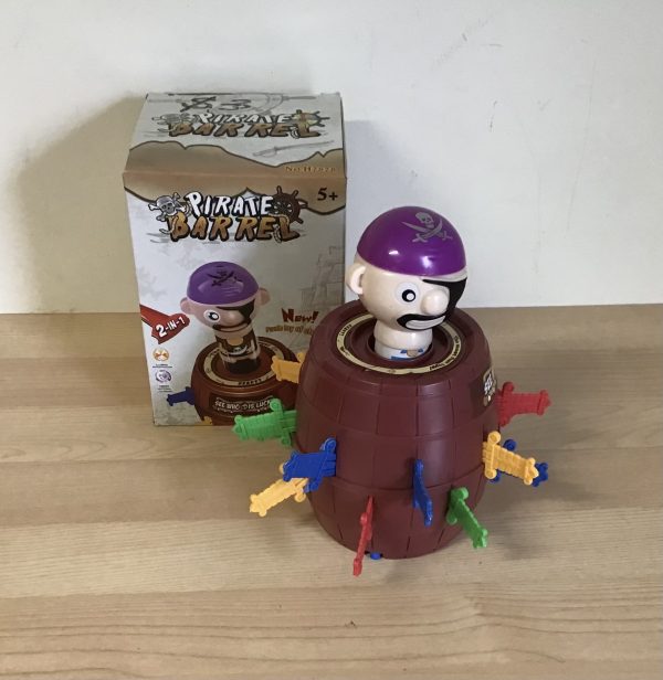 G018 : Pop Up Pirate