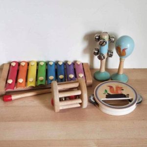 M053: Calm and breezy Squirrel Musical Set