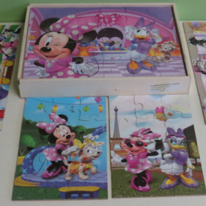 P097: Disney Minnie Mouse Puzzle Set
