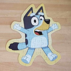 P147: 64 Piece Bluey Puzzle