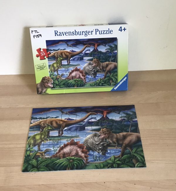 P159 : Ravensburger Dinosaur Puzzle