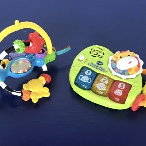 B061: VTech Tummy Time Discovery Pillow and Teether