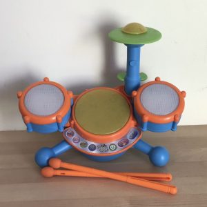 M011: VTech Kiddie Beats Drum Set